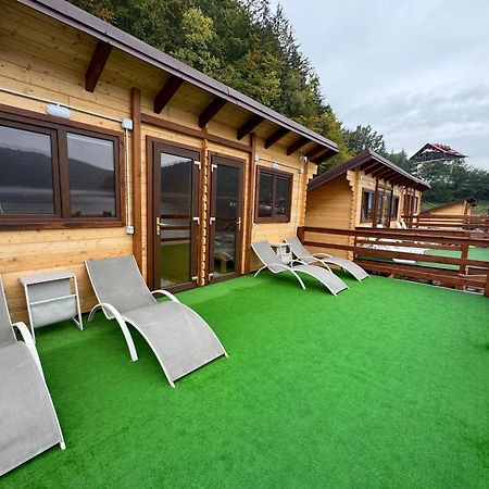 Holiday Bicaz Bungalows On The Lake Exterior photo